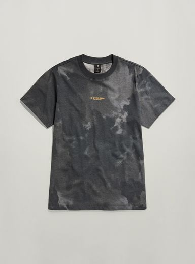 Unisex Center Logo Loose T-Shirt